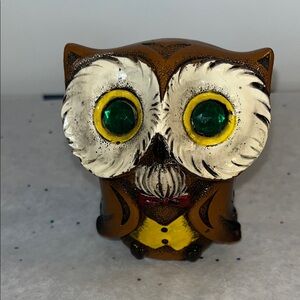 Glasses holder, owl design